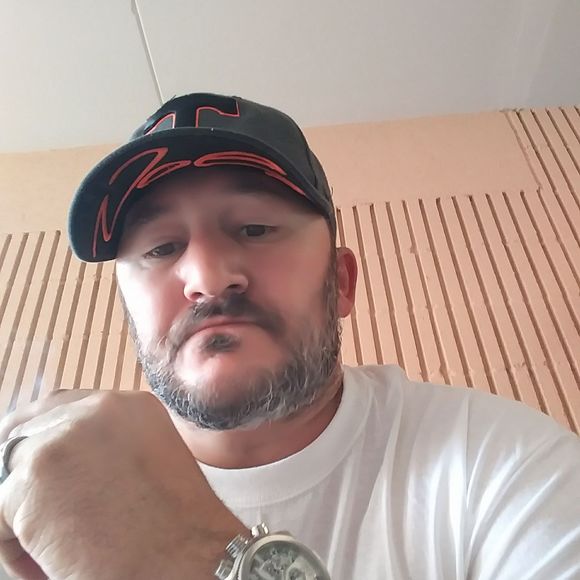 Meet your Posher, Thomas - Picture 1 of 1